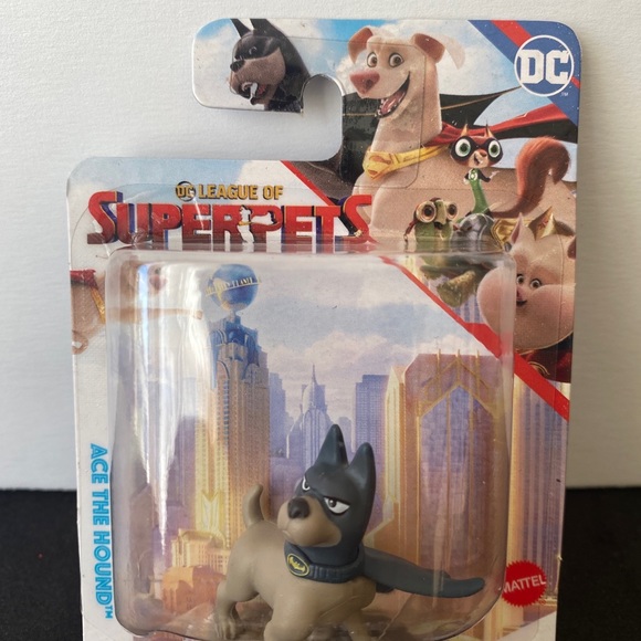 Ace The Hound DC League of Super-Pets Action Figure Cake Topper NEW - Picture 3 of 8